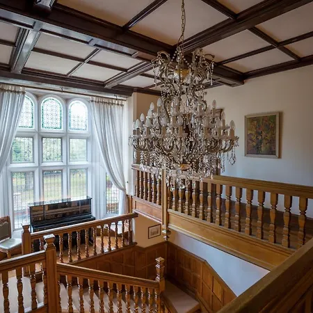 Berwick 4*